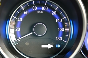 スピードメーターハイビーム